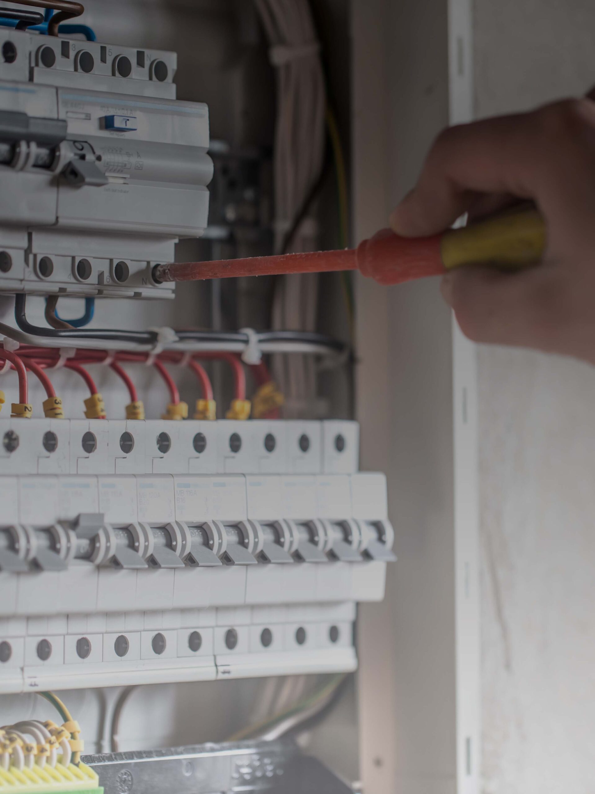 STEVEN_HAY_ELECTRICAL6